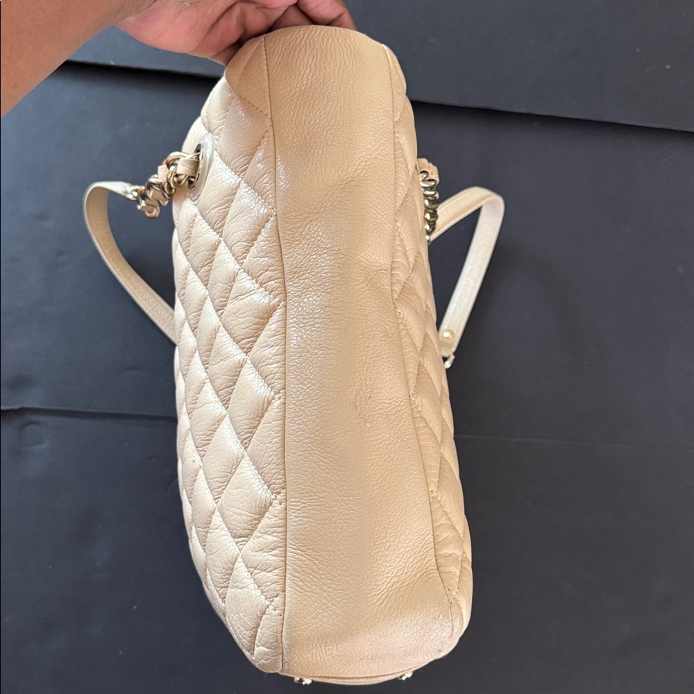 Large Kate Spade Quilted Leather Tote Bag - Picture 5 of 17